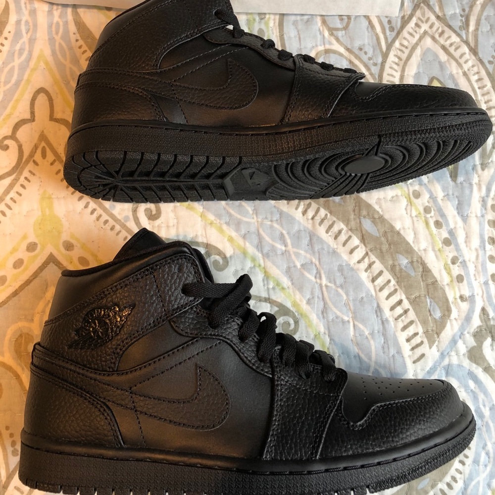 Nike Men’s Air Jordan 1 Mid - Black